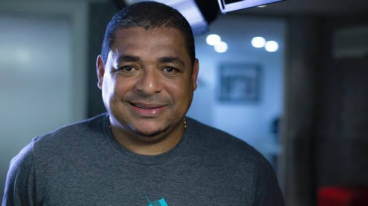 Famoso ex-jogador de futebol tem contas bancárias BLOQUEADAS