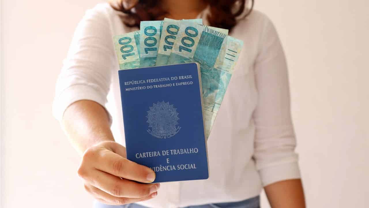 Seguro-desemprego em queda; conheça as regras do programa e descubra o valor do benefício em 2023