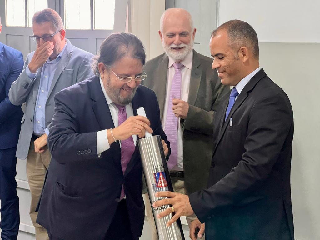 Presidente-do-PJBA-lanca-pedra-fundamental-para-a-construcao-de-nova-sede-do-Forum-da-Comarca-de-Cruz-das-Almas-2 Presidente do PJBA lança pedra fundamental para a construção de nova sede do Fórum da Comarca de Cruz das Almas 