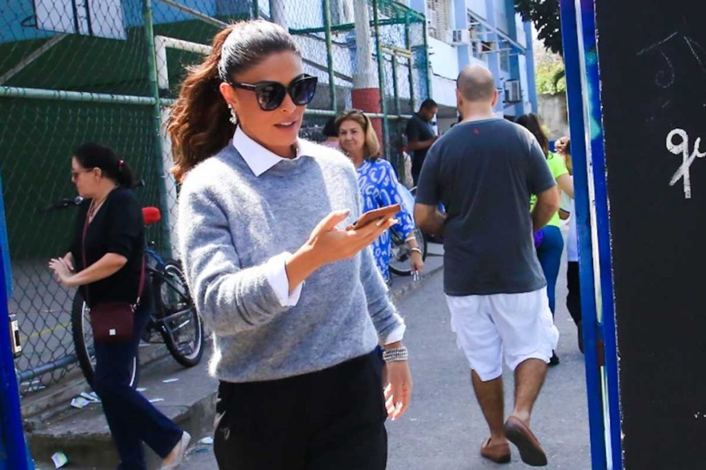 juliana paes votando nas eleições de 2022