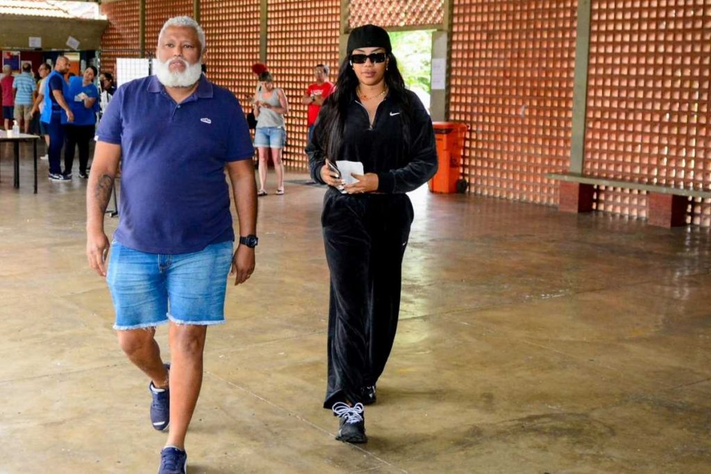 ludmilla votando nas eleições de 2022