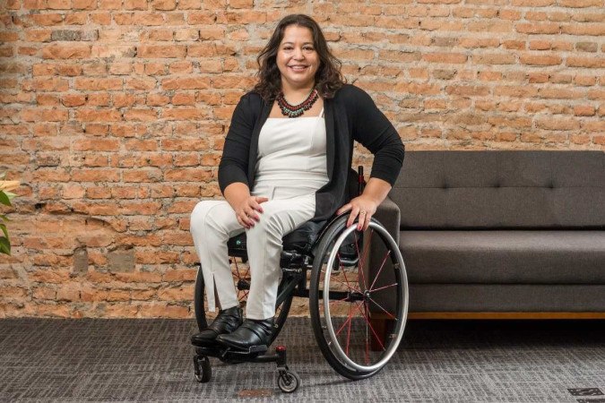 Carolina, da Talento Incluir: "invisibilidade e falta de preparo na educa&ccedil;&atilde;o"