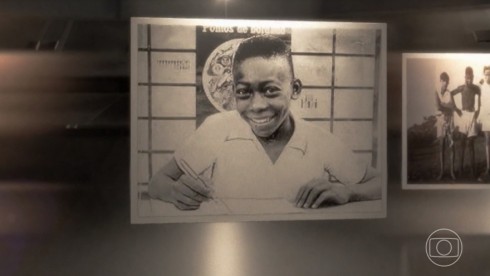 Print de Pelé criança exibido no especial da Globo 