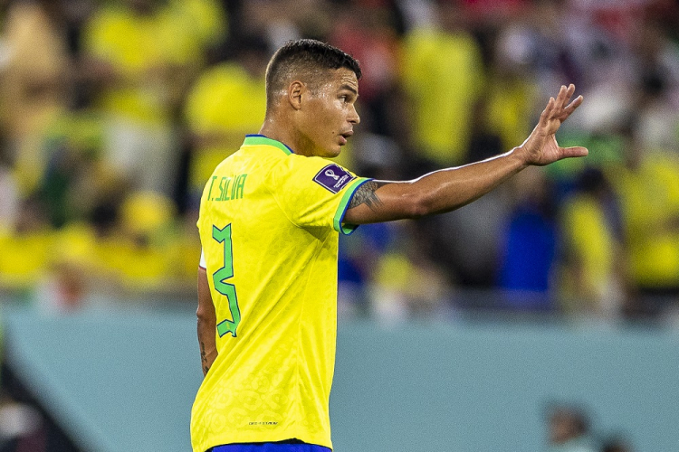 Thiago Silva durante jogo contra a Coreia