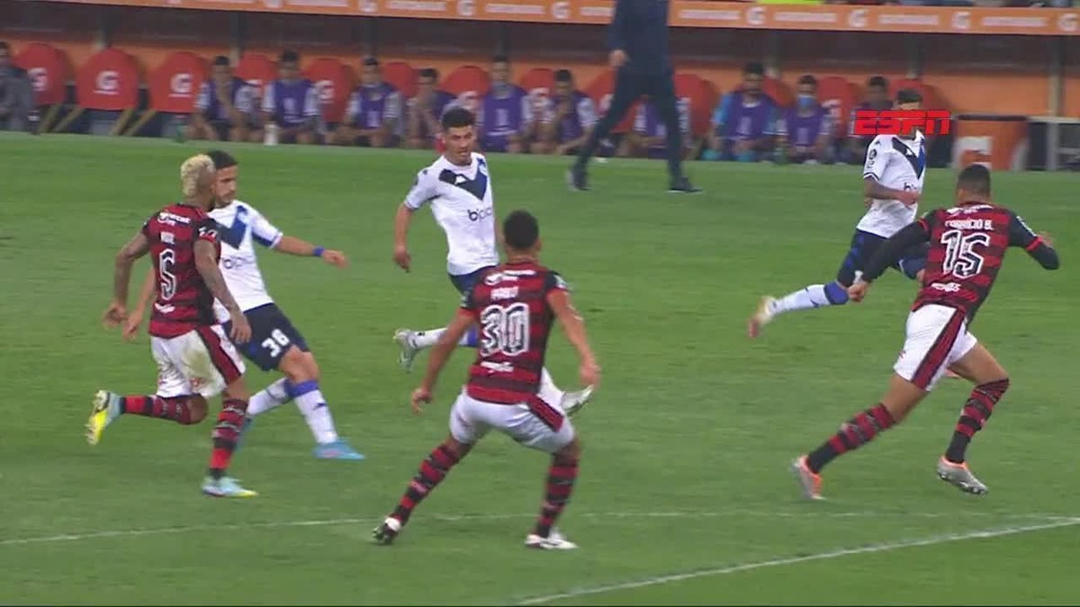 Torcedor do Flamengo tem prisão decretada após assédio a repórter no Maracanã – Globo