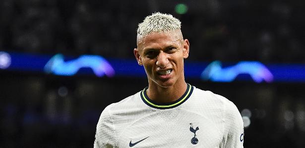 Neymar e Richarlison voam na pré-convocação, e Alisson é 'bombardeado' – UOL Esporte