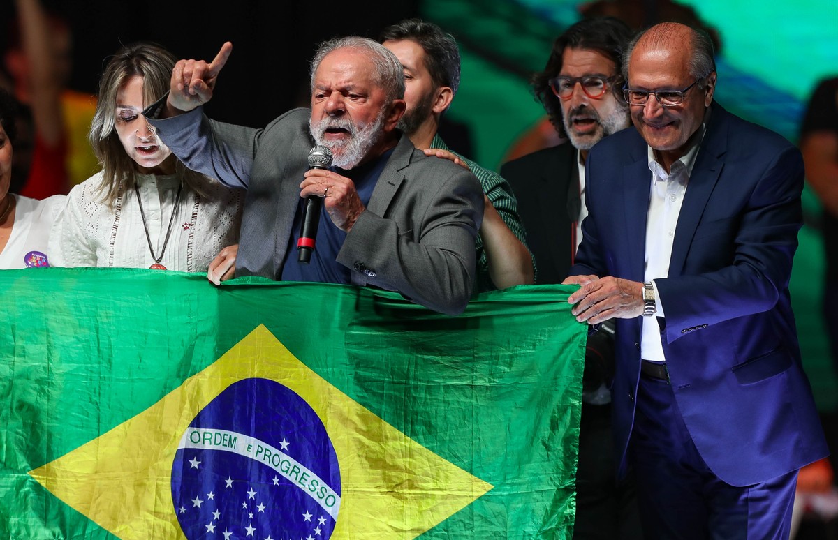 Ex-rival de Lula, Geraldo Alckmin agora sobe ao Planalto como vice do petista – Globo.com