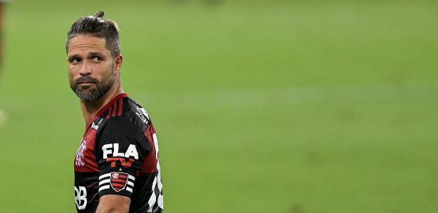 Flamengo: Diego Ribas é homenageado após anunciar fim da carreira – UOL Esporte