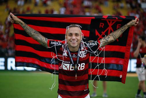 Flamengo confirma valores pagos por três reforços e bate R$ 200 milhões – LANCE!