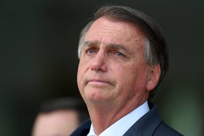 Nova pesquisa joga balde de água fria no maior plano de Bolsonaro – VEJA