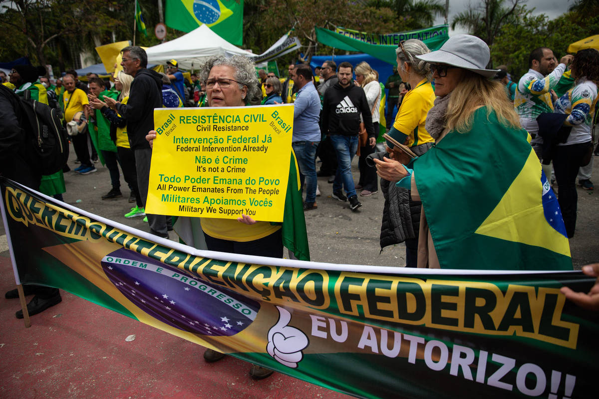 Pós-eleição com atos antidemocráticos tensiona acordos entre redes sociais e Justiça Eleitoral – UOL