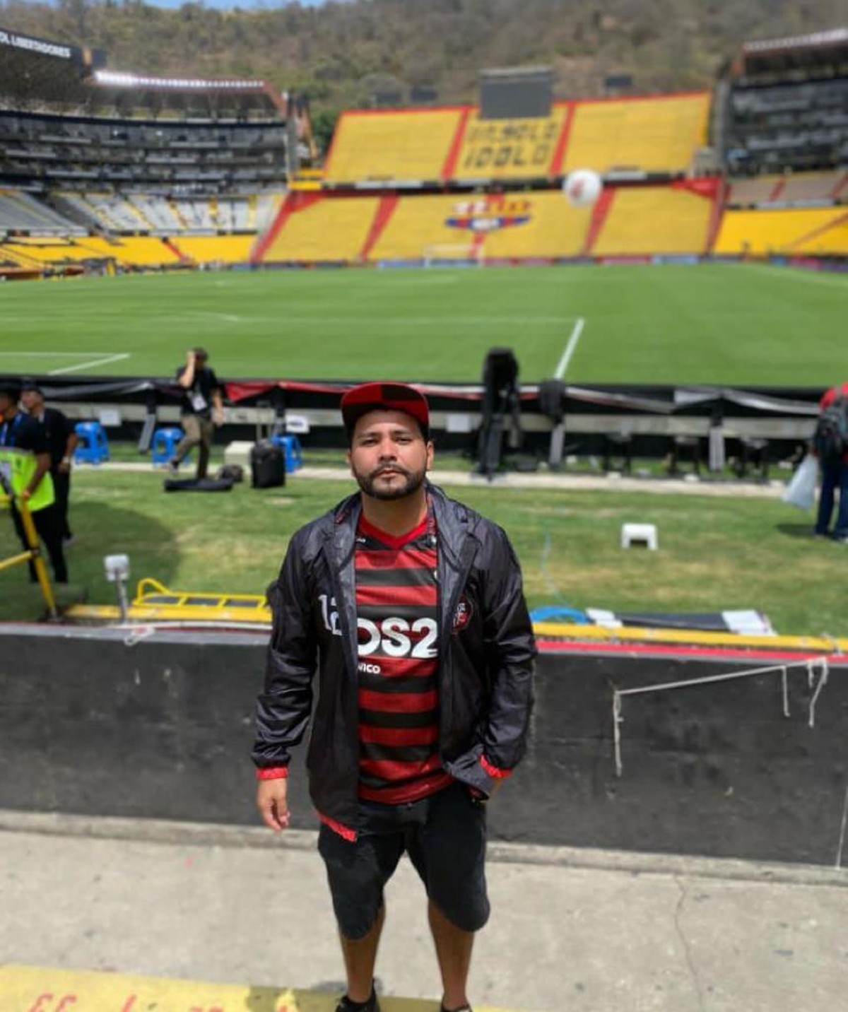 Torcedor do Flamengo não consegue voltar ao Brasil após ver time ser tri campeão da Libertadores – Globo