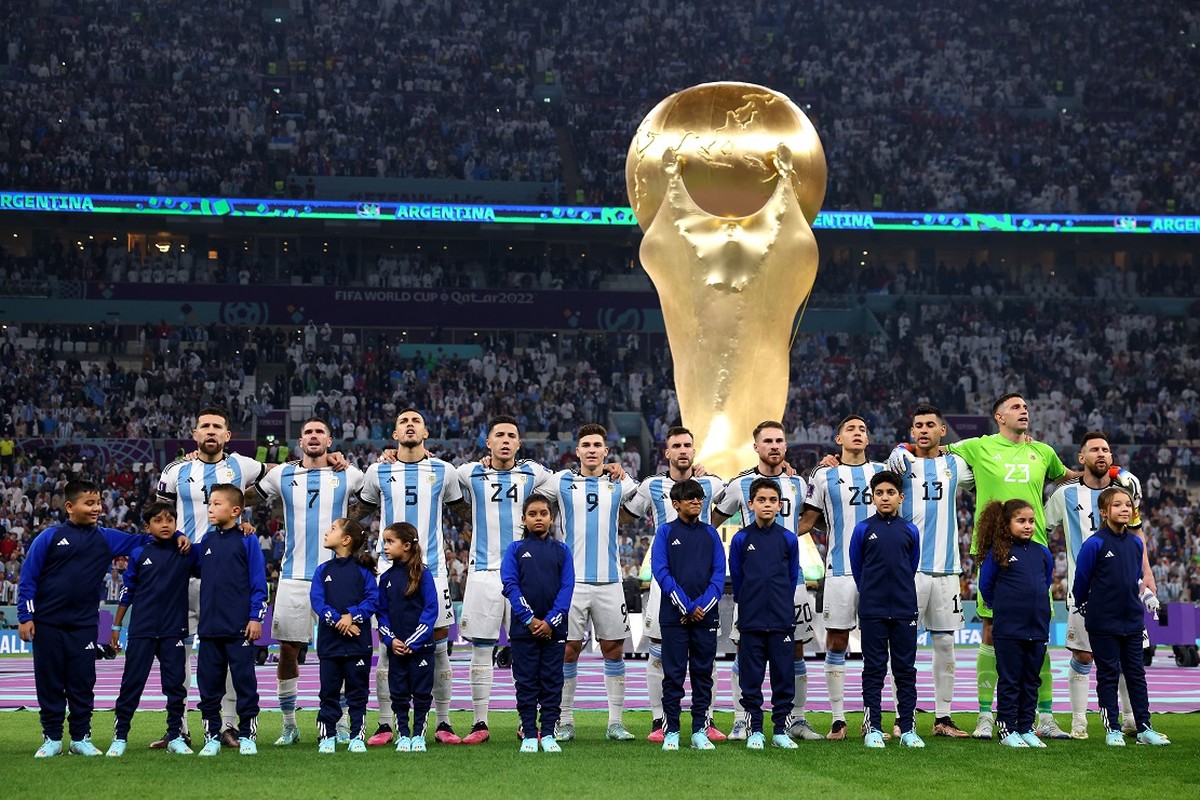 Copa do Mundo 2022: com Brasil fora, torcedores apostam na Argentina para vencer a grande disputa – Globo