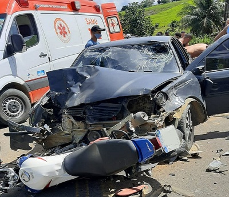 Colisão frontal envolvendo carro e moto é registrada na BA-540 … – Forte na Notícia