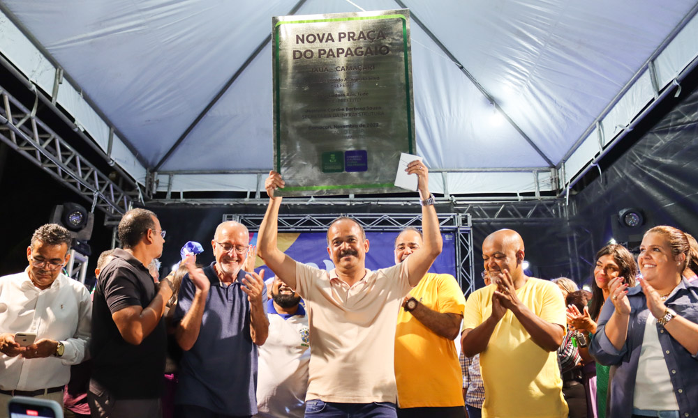 Com investimento de R$ 6 mi e escultura recuperada, Praça do … – Destaque1