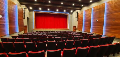 Hiran apresenta penúltimo show da turnê "Galinheiro" no Sesc … – Tribuna da Bahia