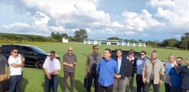 Bolsonaro mantém o tom de antes da eleição e diz chefiar as Forças Armadas – UOL Confere