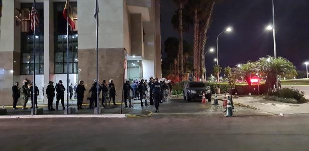 Após ataques de bolsonaristas à PF, segurança em hotel de Lula é reforçada – UOL Confere