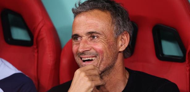 CBF alinha reunião, e técnico Luis Enrique vira alvo da seleção brasileira – UOL Esporte