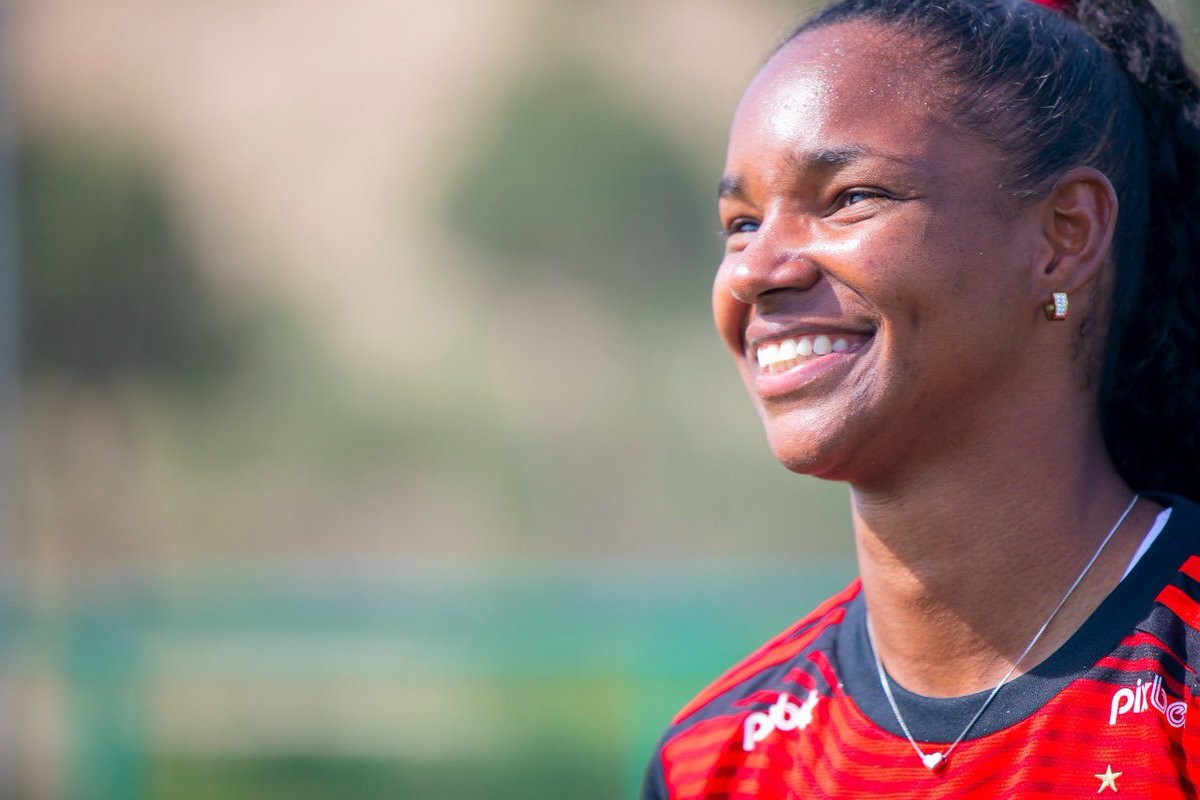 Zagueira do Flamengo, Daiane elogia evolução do futebol feminino brasileiro e projeta Copa do Mundo em 2023 – Globo.com