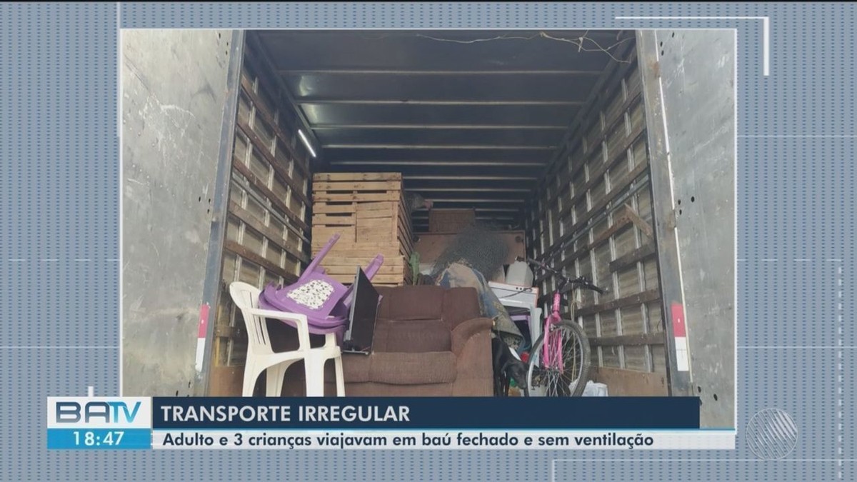 PRF apreende caminhão baú flagrado transportando oito pessoas de maneira irregular na BR-101, trecho de Alagoinhas – Globo