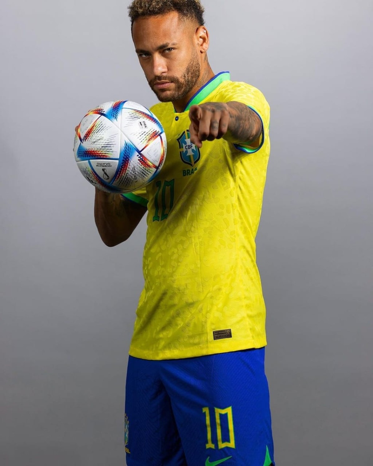 Neymar Jr. posa com uniforme da seleção brasileira: "Sonhar e … – Vogue Brasil