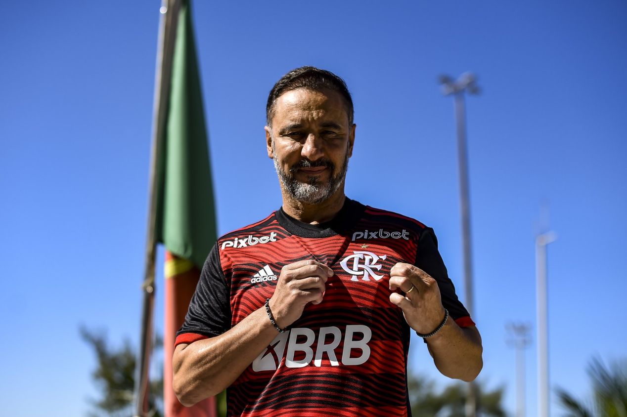 Vítor Pereira adota estratégia para conquistar elenco do Flamengo antes do Mundial – Torcedores.com