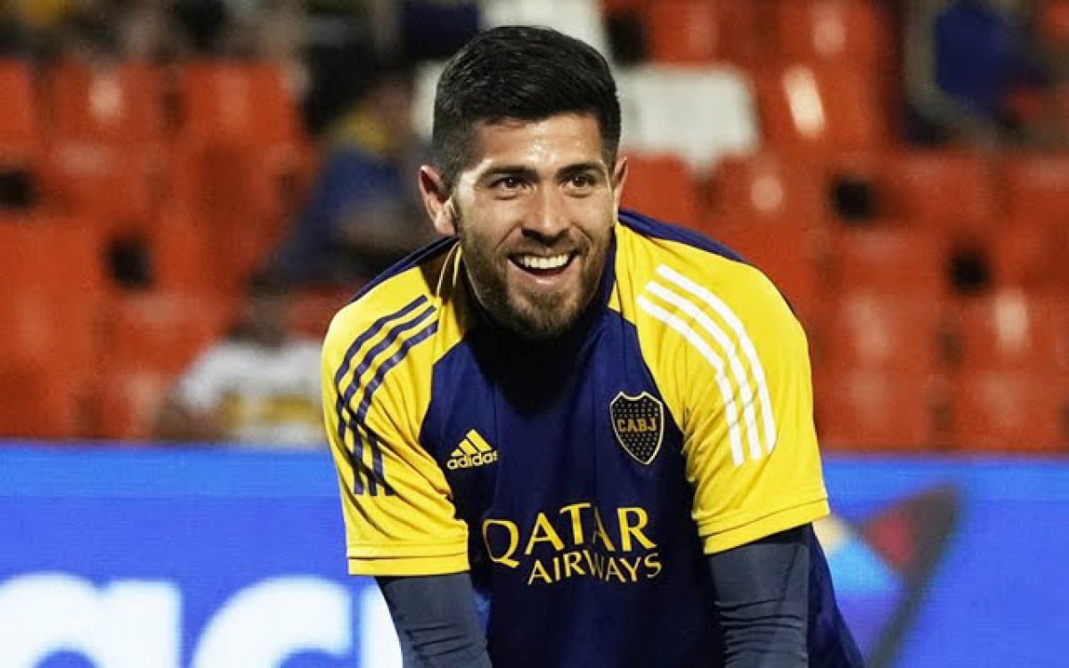 Grupo de torcedores do Flamengo se manifesta contra contratação de goleiro do Boca, acusado de agredir ex-namorada – O Dia