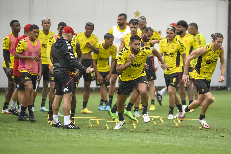 Vitor Pereira muda de ideia quanto à escalação do Flamengo contra … – Flamengo – Mundo Rubro Negro