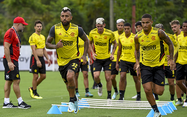 Elenco do Flamengo recebe folga neste sábado e domingo para celebrar virada de ano – Coluna do Fla