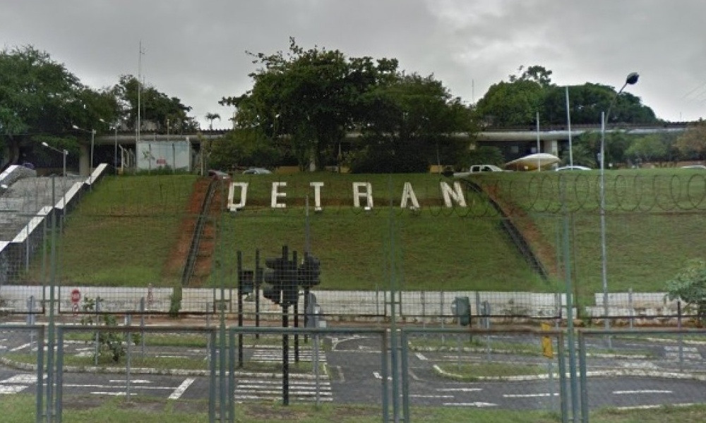 Detran da Bahia leiloa 354 veículos e sucatas com lances a partir … – Destaque1