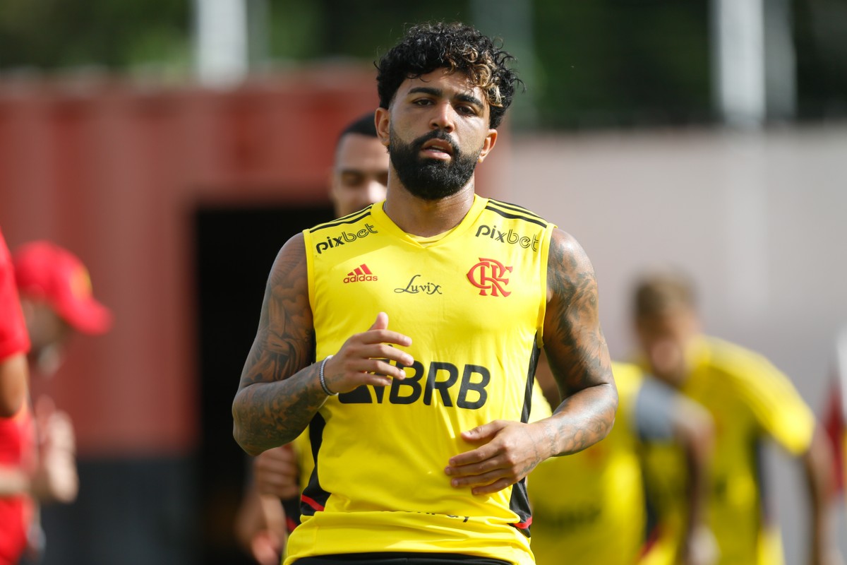 Após conversas de Vítor Pereira com a comissão, Flamengo terá titulares contra a Portuguesa – Globo