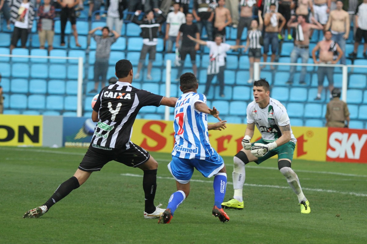 Avaí e Figueirense repetem 2013 e vão disputar clássico após derrota; Alvinegro fez 4 a 0 há 10 anos – Globo
