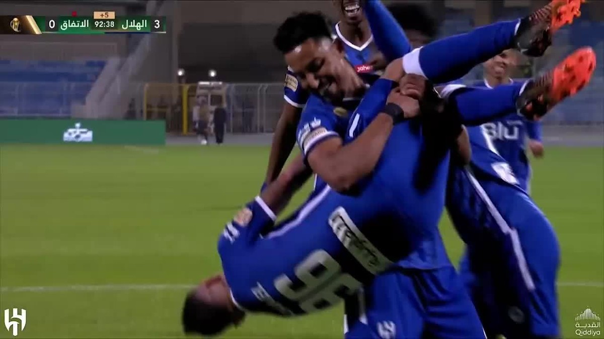Ex-Flamengo, Michael faz golaço pelo Al Hilal, da Arábia Saudita; veja – Globo